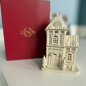 Lenox Mistletoe Park Library (IN BOX!)